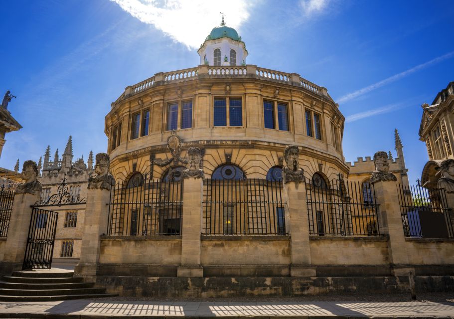 Oxford: Stepping Through Oxford Walking Tour - Experiencing Oxfords Rich Heritage