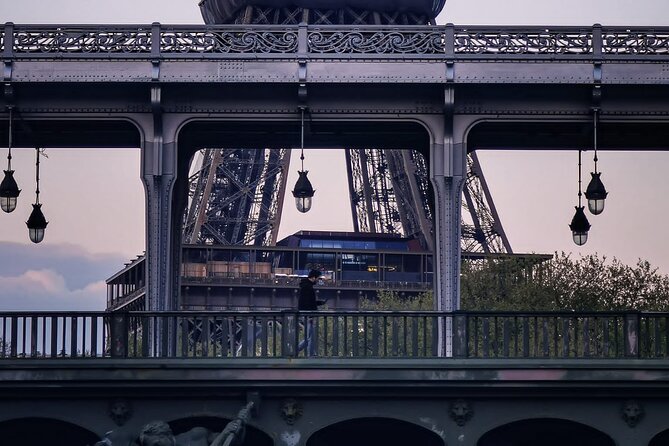 Paris En Scene 3 Course Seine River Dinner Cruise - Delectable 3-Course Meal