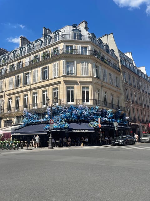 Paris: Evening Tour and Picnic With Champagne in Park - Important Information