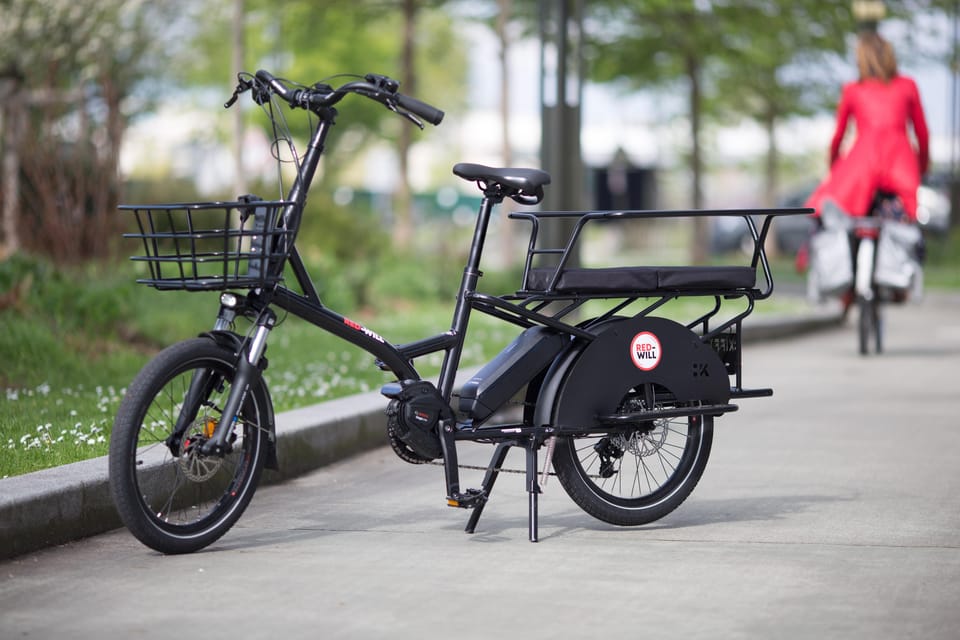 Paris: Family E-Bike Longtail Renting - Customer Experience and Support