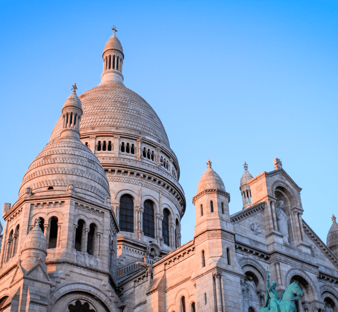 Paris: Moulin Rouge and Montmartre Walking Tour SEMI-PRIVATE - Exploring Bohemian Charm