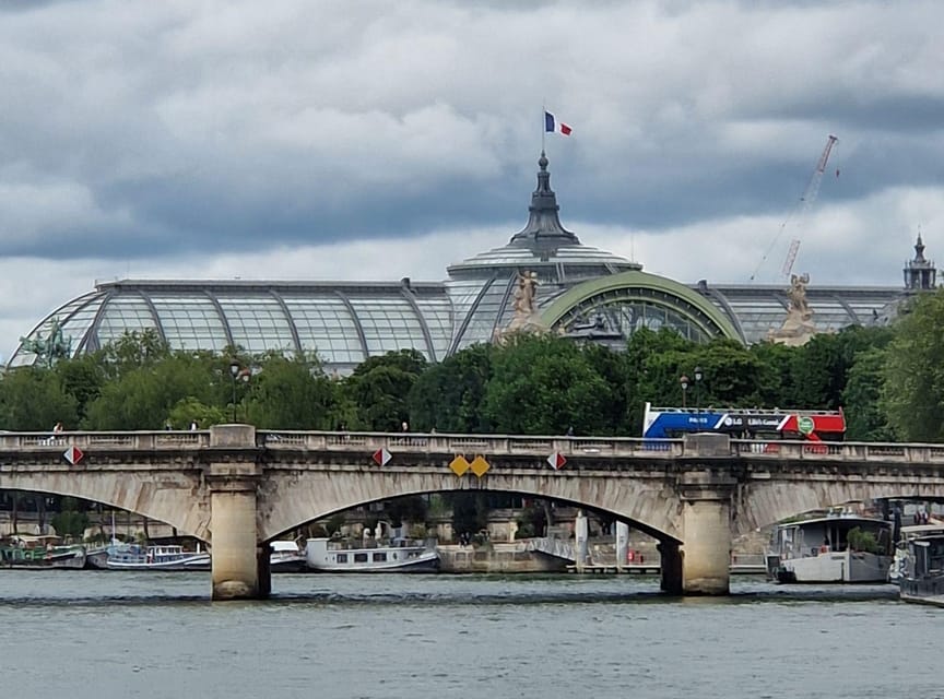 Paris: Private Cruise on the Seine - Included Services and Costs