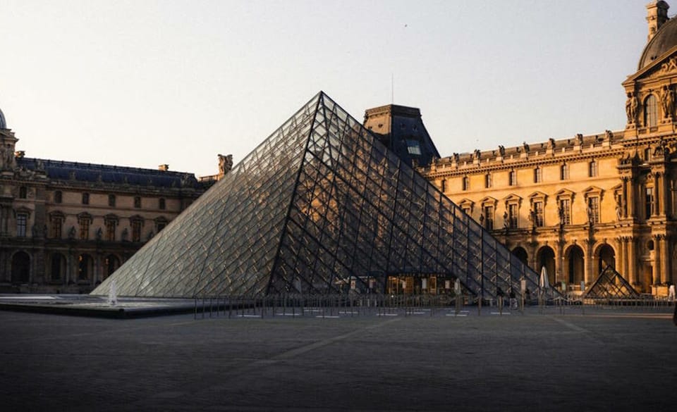 Paris Stars Here - From Notre-Dame to Louvre. Small Group - Customer Feedback