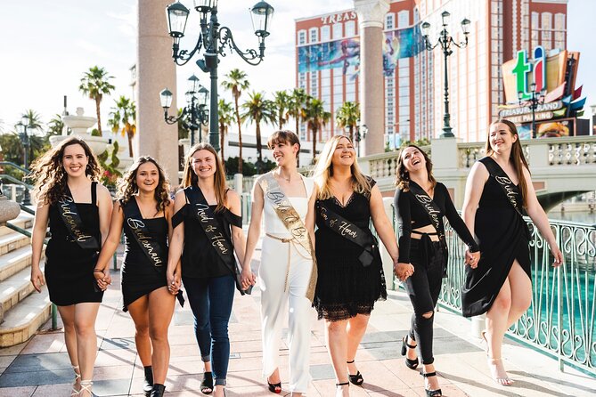Personal Travel and Vacation Photographer Tour in Las Vegas - Personalized Photography Packages