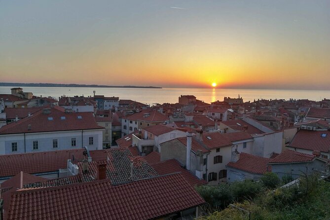 Piran Old Town Walking Tour - Exploring Pirans Old Town