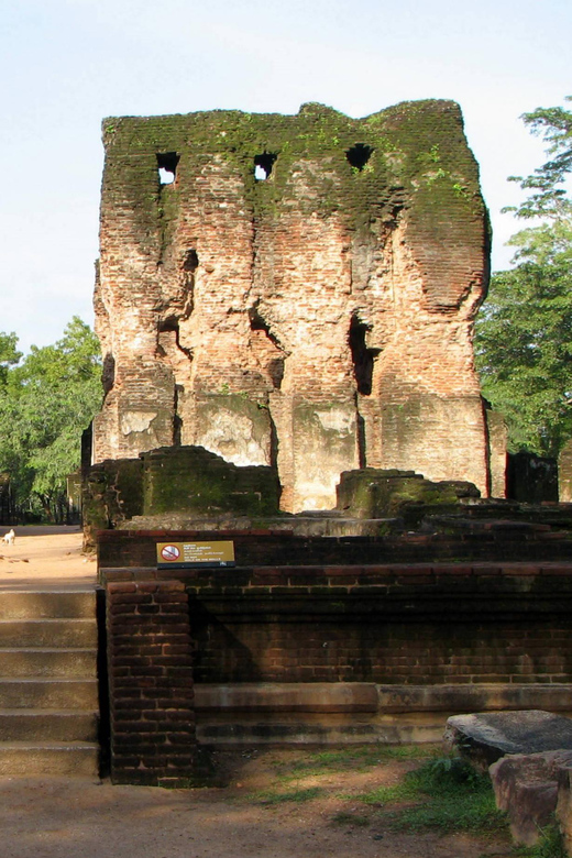 Polonnaruwa: All-Inclusive Day Tour From Colombo - Pickup and Return