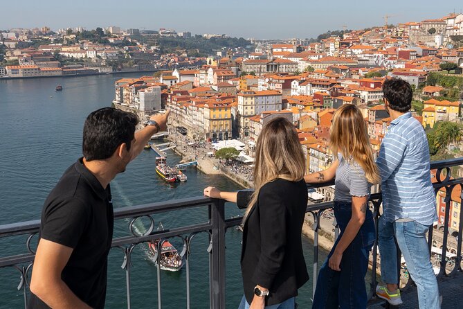 Porto 360°: Helicopter Flight, Guided Walking Tour & River Cruise - Helicopter Ride