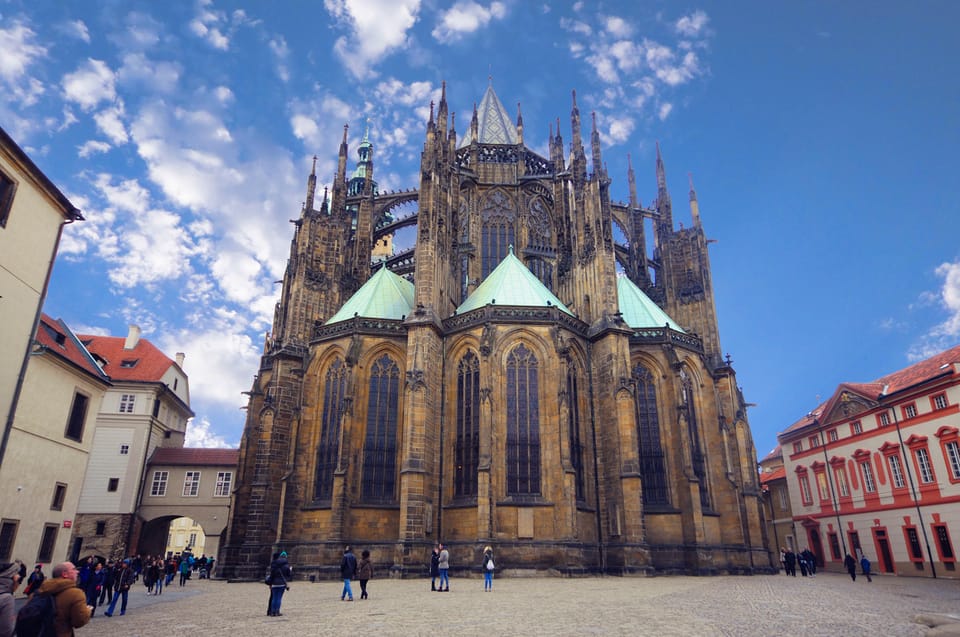 Prague: 2 Hours City Tour + 1 Hour Boat Cruise - Booking and Cancellation Policy