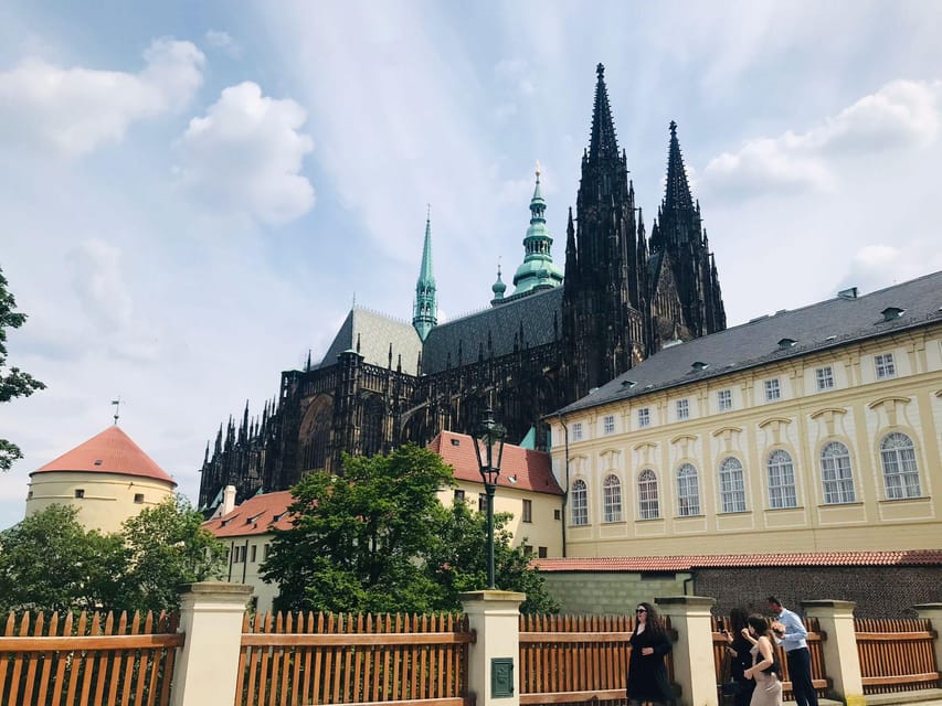 Prague: a Czech Cuisine Masterclass & Prague Highlights Tour - Prague Highlights Tour