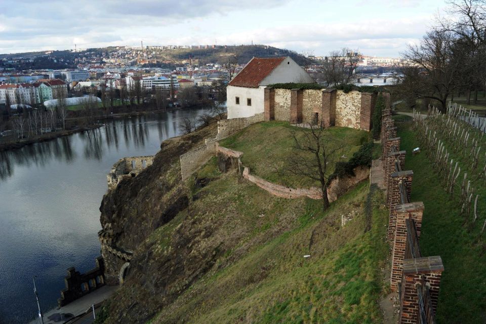 Prague: Guided Tour to the Historic Fortress of VyšEhrad - Fortress History and Architecture