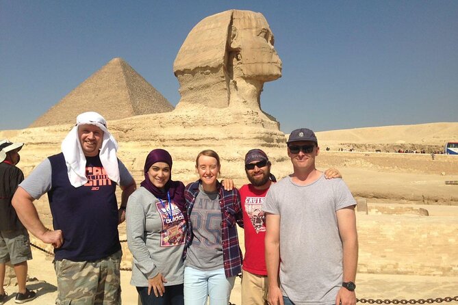 Privat All Inclusive :Giza Pyramids,Camel,Lunch ,Saqqara,Memphise - Traditional Egyptian Lunch