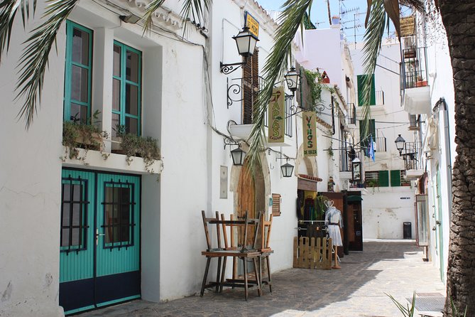 Private 4-Hour Walking Tour of Ibiza With Official Tour Guide - Discovering Ibizas Old Town