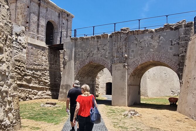 Private 6 Hours Discover Colon City & Atlantic Ocean Tour Panama - Discovering Portobelo National Park
