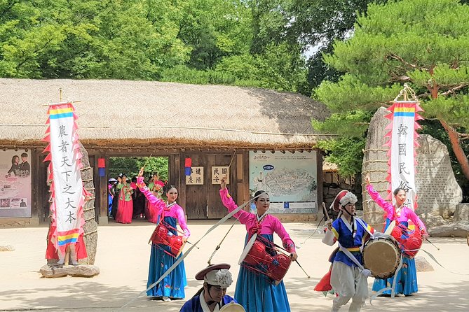 Private Day Trip to Korean Folk Village & Dae Jang Geum Park - Personalized Tour Experience