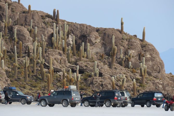 Private Experience Biking in the Uyuni Salt Flats - Private Guide and Bicycle Rental
