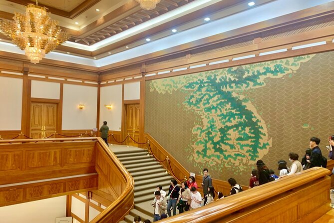 Private Full-Day Guided Tour in Seoul With Lunch, Tea and Dinner - Transportation Details