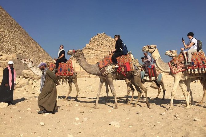 Private Full Day Tour to Giza Pyramids, Sakkara & Dahshur - Accessibility Features