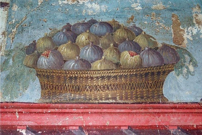 Private Guided Tour of Pompeii and Herculaneum - Exploring Pompeii