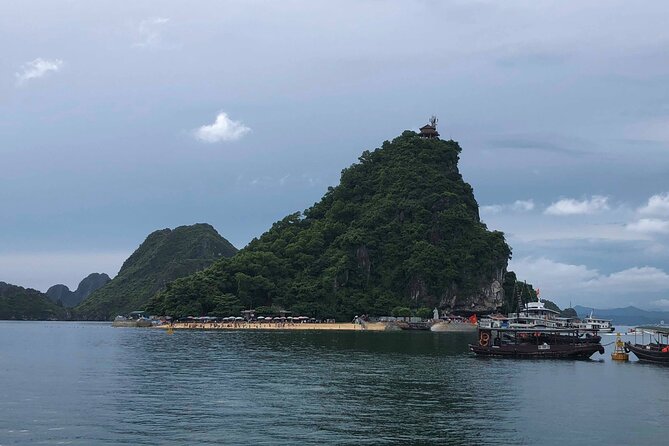 Private Halong Bay Tour With Lunch, Cave, Kayaking, Swimming - Highway Transfer - Tips for Travelers