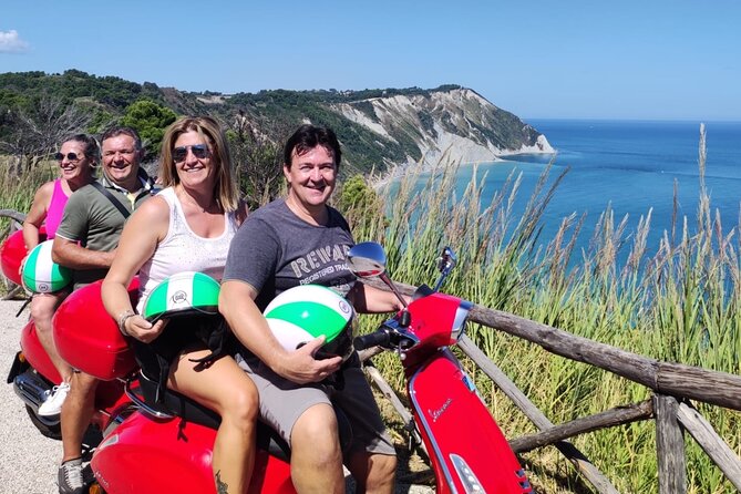 Private or Guided Tour of the Marches on Vespa - Conero - Operator Response