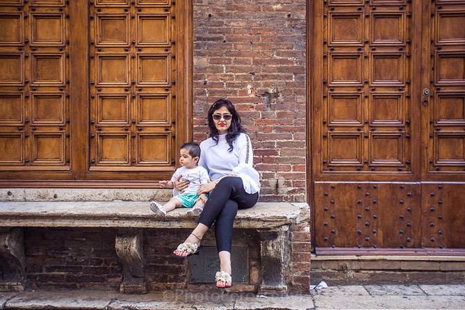 Private Photo Shoot in Siena - Photographer and Expertise