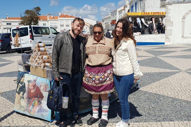 Private Tour Fátima - Batalha - Nazaré - Óbidos Full Day - Exploring Fátima