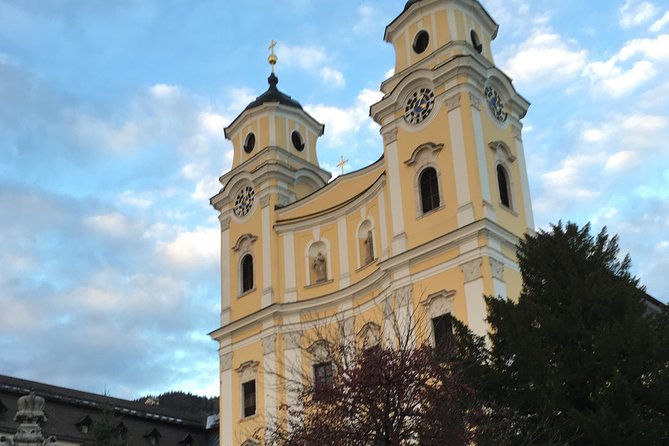 Private Tour the Hills Are Alive: a Tour to Locations of the Sound of Music Film - Explore Iconic Filming Locations