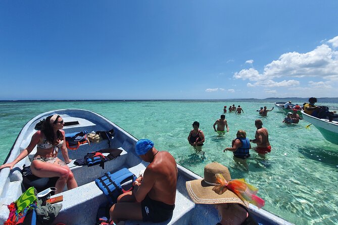 Private Tour to Paradise Island With Snorkel & Manatee Sanctuary - Breathtaking Snorkeling Experience