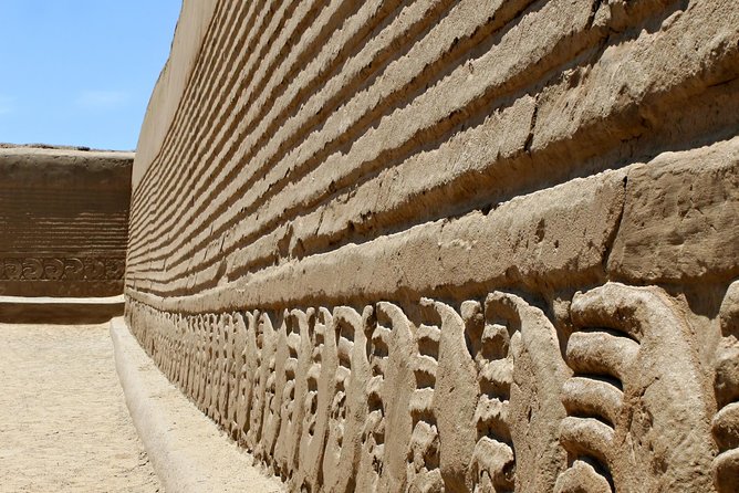 Private Tour Trujillo: Downtown, Sun & Moon Temple, Chan Chan and Huanchaco - Architectural Highlights