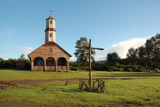 Puerto Montt: Full Day Chiloe Island Visiting Ancud - Caulin - Lacuy - Discovering Lacuy