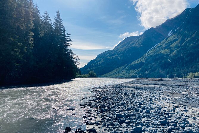Rafting Adventure on Resurrection River From Seward, Alaska - Guide Performance Insights