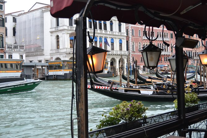 Rialto Farmers & Fish Market Food Tour in Venice With Wine Tasting & Sightseeing - Transportation and Start/End Locations
