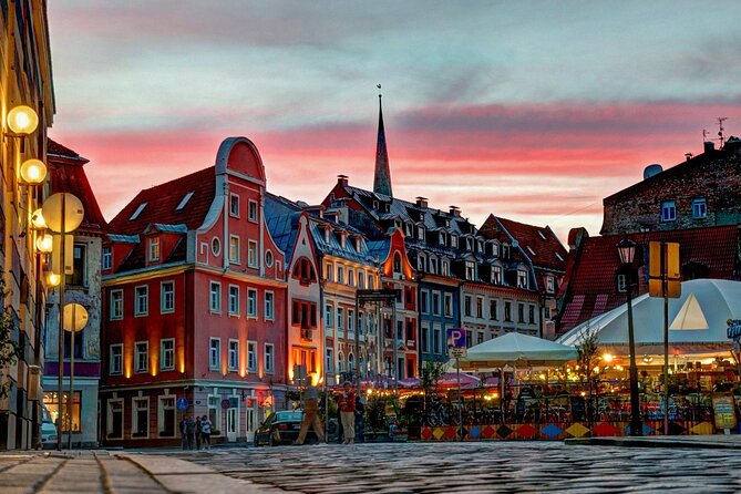 Riga Walking Guided Sightseeing Tour - Exploring Old Town