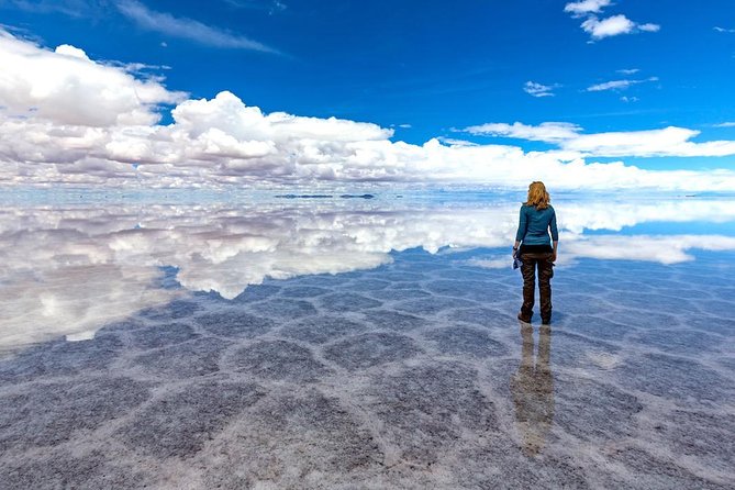 Salar De Uyuni With Lodging - 4 Days Full Tour - With Tunupa - Day 1: Arrival and Exploration