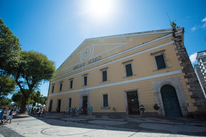 Salvador Historical City Center Tour - Accessibility and Participation