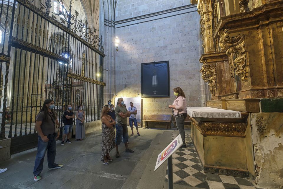 Segovia: Cathedral Tower Guided Tour - Cathedral History and Features