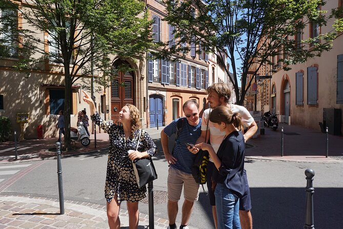 Self-Guided Track Game to Discover Toulouse