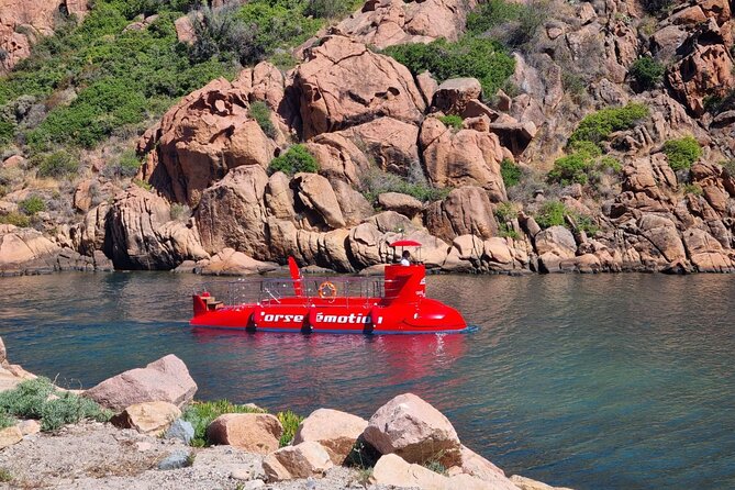 Semi-Submarine: Visit to the Seabed of Porto Bay - Photographic Opportunities During the Tour
