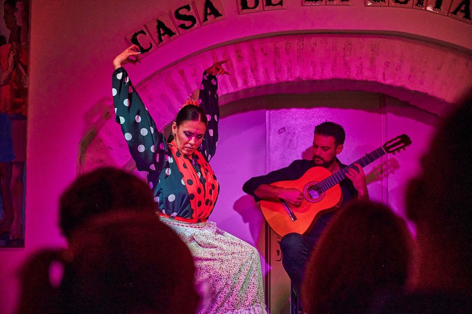 Seville: Ticket to Flamenco Show at La Casa De La Guitarra - Spanish Guitar Accompaniment