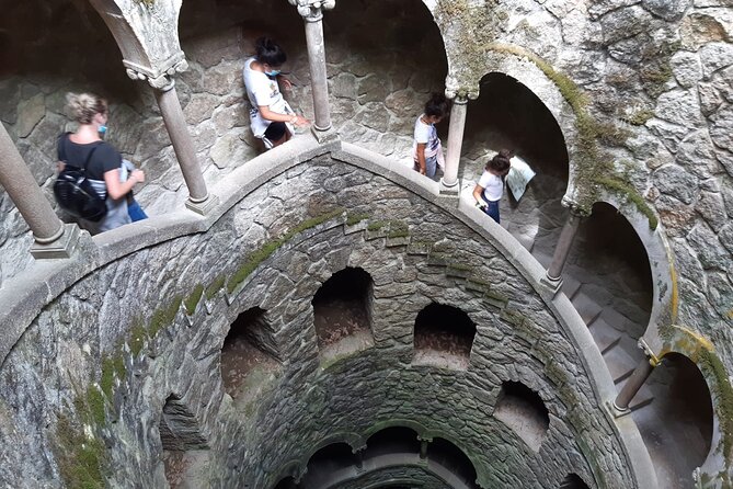 Sintra / Cascais Tour - Transportation and Accessibility