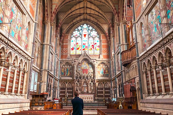 Spencers Tour of Oxford - 3 Hour (25% of Fee to Local Charities) - Meeting and Accessibility