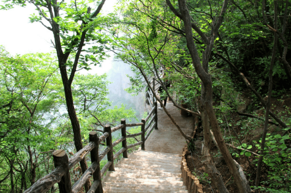 Start From Zhengzhou to Yuntai Mountain With Galss Walkway - Transfers and Guide Services