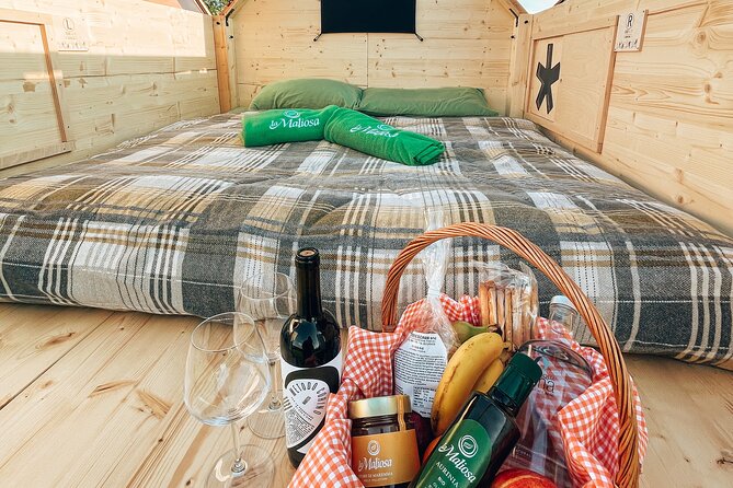 Stellar Picnic: Delight at Sunset in the Tuscan Countryside - Exploring the Tuscan Countryside