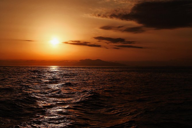 Sunset Tour by Private Boat - Cruise Inclusions and Amenities