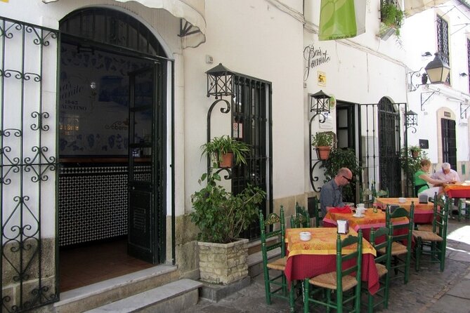 Tapas Food Tour in Jerez De La Frontera - Exploring Tabancos and Sherry