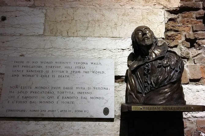 The City of Romeo and Juliet: a Self-Guided Audio Tour Through Verona - Recommendations for Verona Visitors