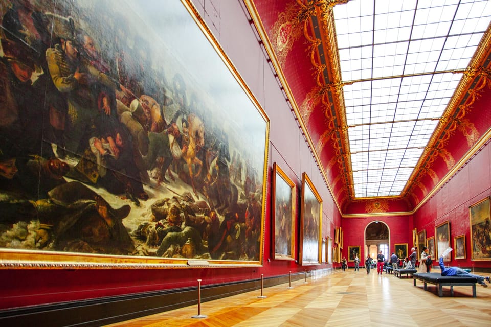 The Louvre Museum - PRIVATE TOUR - Navigating Historical Halls