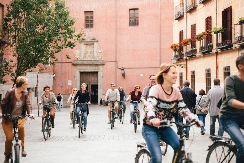 Top Highlights of Madrid Bike Tour- 3hrs (E-Bike Optional) - Bike Rental and Guide