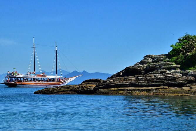 Tour in Buzios: Boat Tour in Buzios - Cancellation and Reviews