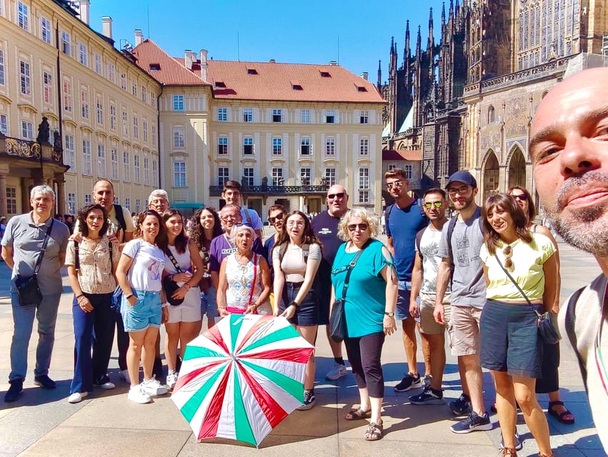 Tour of Prague Castle in Italian Language, Ticket Included - Guided Tour Experience